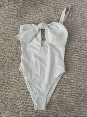 White One-Shoulder Bow One-Piece Swim - Bridal